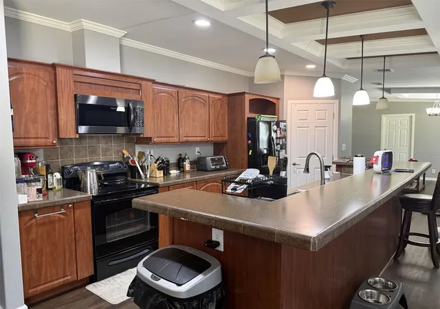 Photo 3 of Manufactured home for sale at 12091 Pinetree Ln, Brooksville, FL 34613 | MLS# W7888632 | Listing updated on 2026-09-16