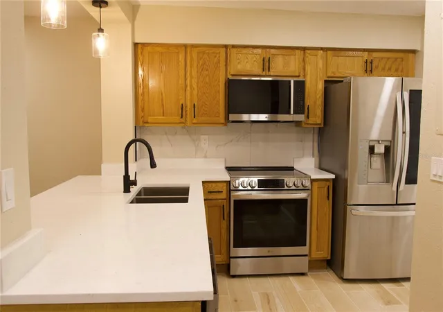 Photo 2 of Condo for sale at 5313 Indian Crk Dr #D04, Orlando, FL 32811 | MLS# O6434075 | Listing updated on 2026-09-08