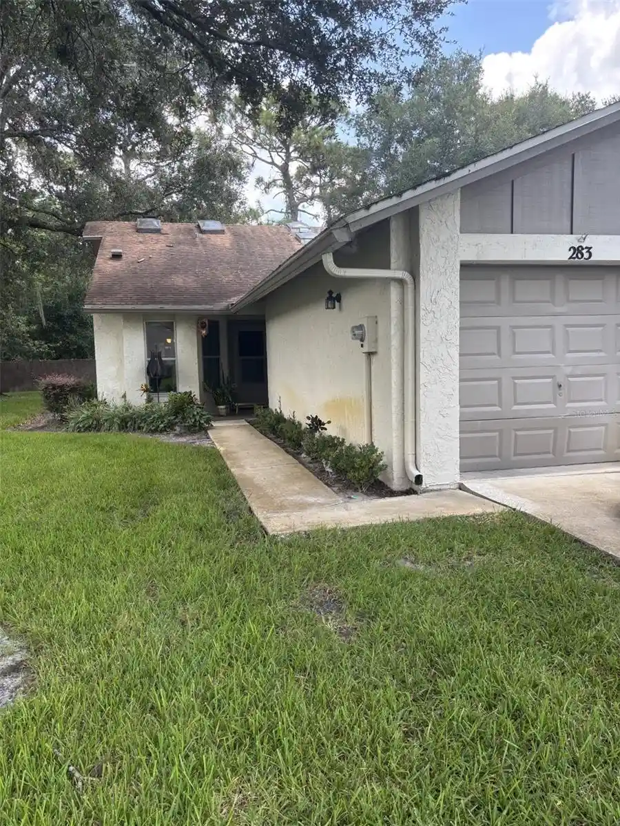 Listing Photo 2 - Condo for sale in 283 Hl St located at 283 Hl St, CASSELBERRY, FL 32707 - Unit #283