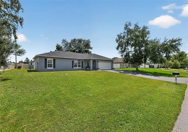 Photo 3 of Single family home for sale at 2986 Sw 143rd Pl Rd, Ocala, FL 34473 | MLS# O6434397 | Listing updated on 2026-10-13