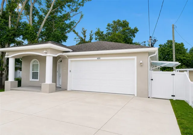 Photo 3 of Single family home for sale at 4293 W Humphrey St, Tampa, FL 33614 | MLS# TB8539806 | Listing updated on 2026-09-16