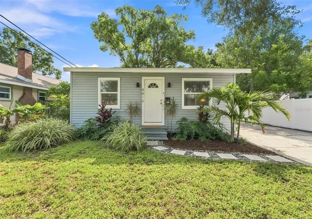 Photo 3 of Single family home for sale at 4819 20th Street N, Saint Petersburg, FL 33714 | MLS# TB8540161 | Listing updated on 2026-09-09