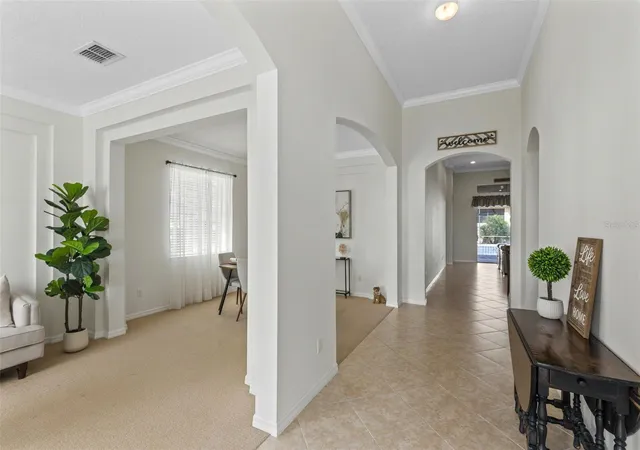 Photo 4 of Sale Pending at 2306 Emerald Rose Way, Apopka, FL 32712 | MLS# O6434777 | Listing updated on 2026-10-05