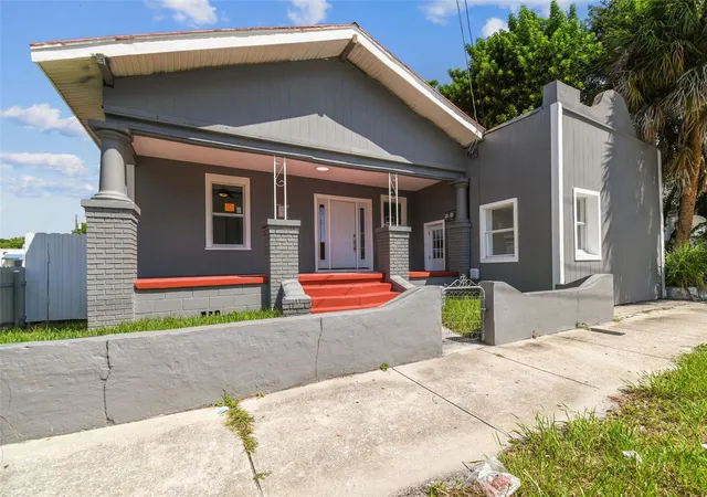 Photo 1 of House for sale at 1406 E 21st Avenue, Tampa, FL 33605 | MLS# TB8540301 | Listing updated on 2026-10-02