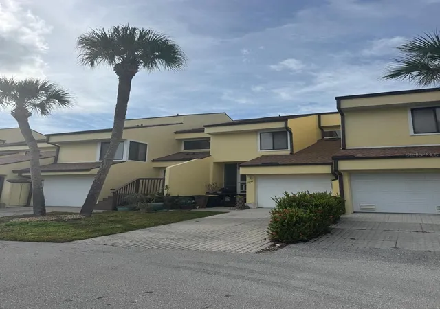 Photo 2 of Townhouse for sale at 25188 Marion Ave #1038, Punta Gorda, FL 33950 | MLS# S5155924 | Listing updated on 2026-09-09