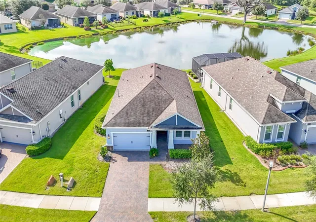 Photo 3 of Single family home for sale at 5252 Cappleman Loop, Brooksville, FL 34601 | MLS# W7888761 | Listing updated on 2026-10-06