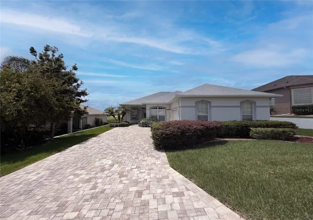 Photo 2 of Single family home for sale at 11734 Se 173rd Lane Rd, Summerfield, FL 34491 | MLS# O6435232 | Listing updated on 2026-09-17