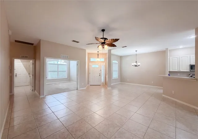 Photo 4 of Single family home for sale at 11734 SE 173rd Lane Rd, Summerfield, FL 34491 | MLS# O6435232 | Listing updated on 2026-09-17