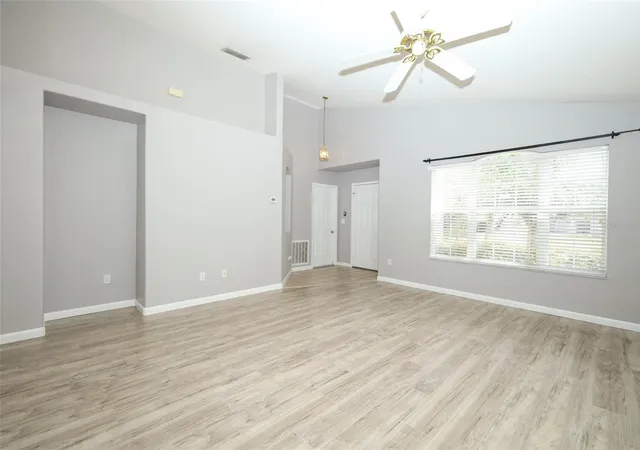 Photo 4 of Sale Pending at 3221 Egrets Landing Dr, Lake Mary, FL 32746 | MLS# O6435650 | Listing updated on 2026-09-16