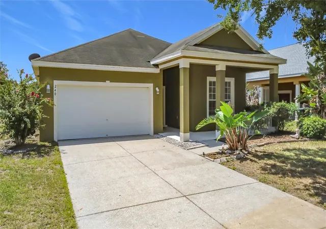 Photo 2 of Single family home for sale at 240 James Cir, Lake Alfred, FL 33850 | MLS# L4964485 | Listing updated on 2026-10-06