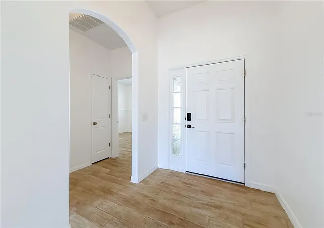 Photo 3 of Single family home for sale at 240 James Cir, Lake Alfred, FL 33850 | MLS# L4964485 | Listing updated on 2026-10-06