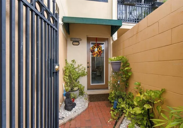 Photo 3 of Townhouse for sale at 836 Padua Ln, Clearwater, FL 33756 | MLS# TB8541835 | Listing updated on 2026-09-19