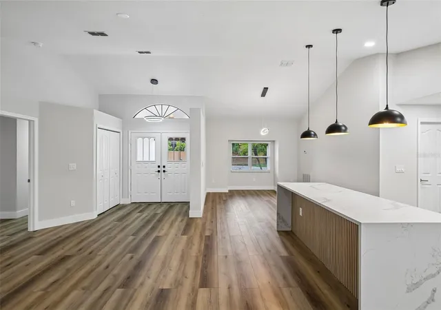 Photo 4 of Single family home for sale at 3093 Crest Dr, Clearwater, FL 33759 | MLS# TB8541868 | Listing updated on 2026-10-17