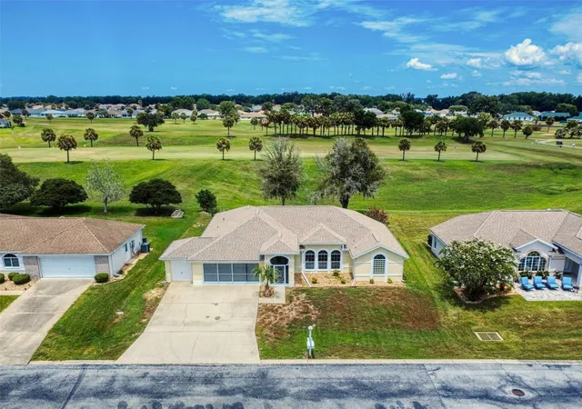 Photo 2 of Single family home for sale at 2089 Nw 50th Cir, Ocala, FL 34482 | MLS# A4703899 | Listing updated on 2026-09-17
