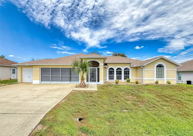 Photo 3 of Single family home for sale at 2089 Nw 50th Cir, Ocala, FL 34482 | MLS# A4703899 | Listing updated on 2026-09-17