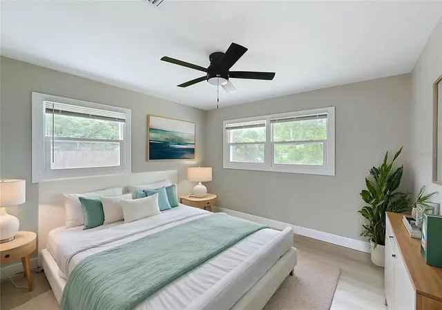 Photo 3 of Single family home for sale at 1320 Nw 55Th St, Gainesville, FL 32605 | MLS# TB8542112 | Listing updated on 2026-10-12