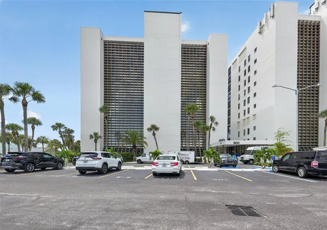 Condo for sale at 900 Gulf Blvd #303, INDIAN ROCKS BEACH, FL 33785 | MLS# C7530003