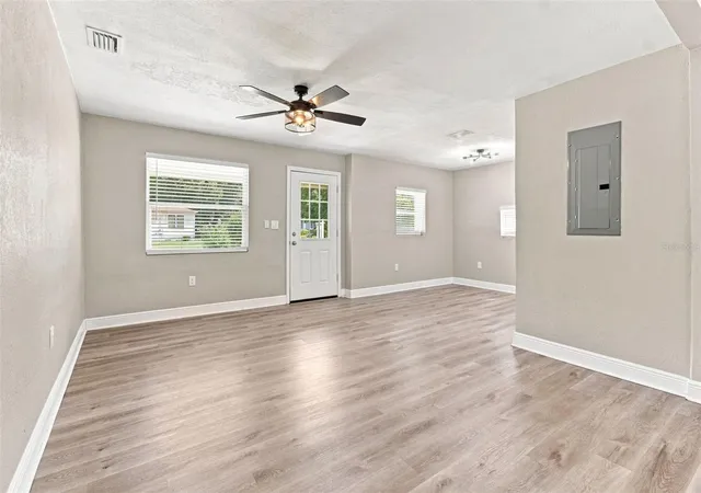 Photo 3 of Single family home for sale at 1217 E Norfolk St, Tampa, FL 33604 | MLS# TB8542799 | Listing updated on 2026-09-24