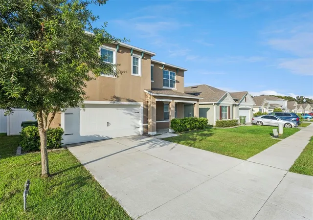 Photo 2 of Single family home for sale at 29505 Caspian St, Leesburg, FL 34748 | MLS# O6436941 | Listing updated on 2026-09-17