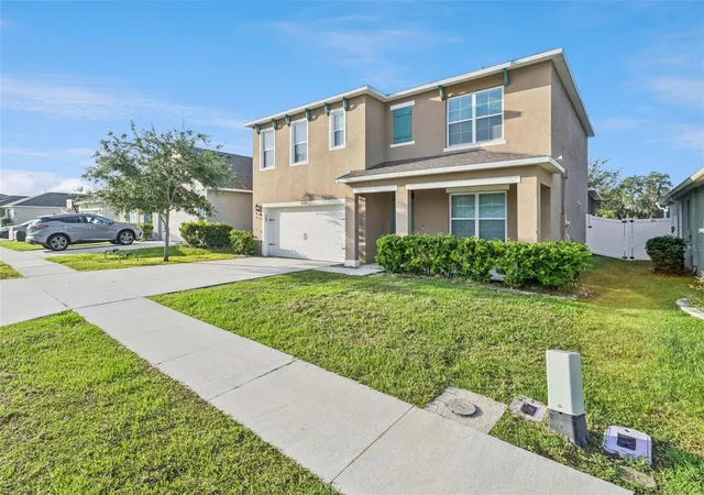 Photo 3 of Single family home for sale at 29505 Caspian St, Leesburg, FL 34748 | MLS# O6436941 | Listing updated on 2026-09-17