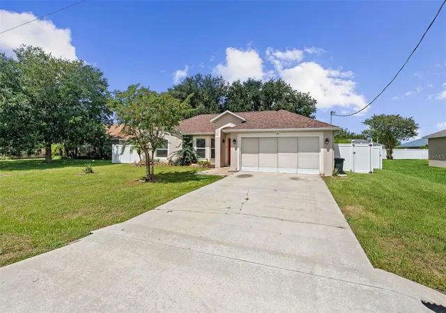 Photo 2 of Single family home for sale at 36 Firethorn Ln, Palm Coast, FL 32137 | MLS# FC321025 | Listing updated on 2026-09-08