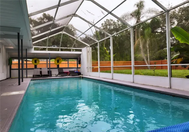 Photo 1 of Single family home for sale at 111 Oak Lee Dr, Lutz, FL 33548 | MLS# TB8543280 | Listing updated on 2026-09-16