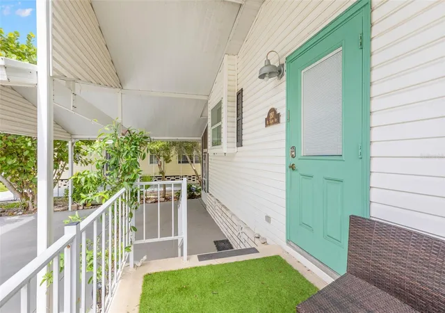 Photo 4 of Manufactured home for sale at 357 Mount Saxon Ave Ne #323, St Petersburg, FL 33702 | MLS# TB8543323 | Listing updated on 2026-10-20