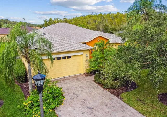 Photo 1 of Single family home for sale at 861 Bella Viana Rd, Kissimmee, FL 34759 | MLS# S5156512 | Listing updated on 2026-09-29