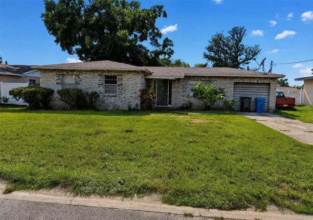 Photo 3 of Sale Pending at 7318 Kingsbury Cir, Tampa, FL 33610 | MLS# A4704335 | Listing updated on 2026-09-25