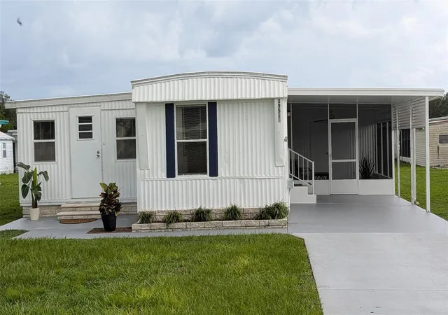 Manufactured home for sale at 39518 Sterling Dr, ZEPHYRHILLS, FL 33542 | MLS# A4704452