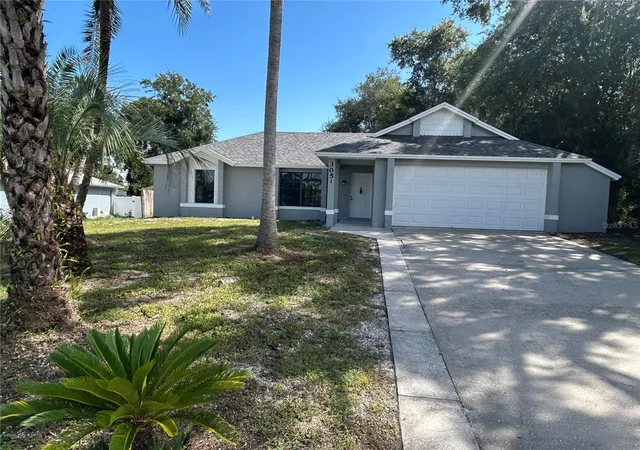 Photo 3 of Sale Pending at 3051 Keyport St, Deltona, FL 32738 | MLS# V4950998 | Listing updated on 2026-09-09