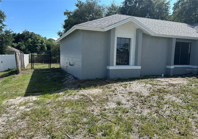 Photo 3 of Sale Pending at 3051 Keyport St, Deltona, FL 32738 | MLS# V4950998 | Listing updated on 2026-09-09