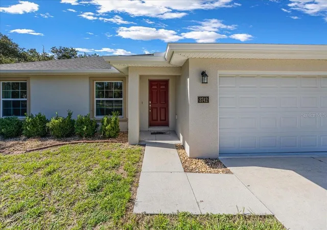 Photo 3 of Single family home for sale at 3742 SW 134th Street, Ocala, FL 34473 | MLS# OM731354 | Listing updated on 2026-10-11