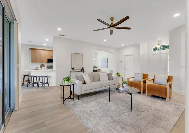 Photo 4 of Single family home for sale at 3791 Beacon Ridge Way, Clermont, FL 34711 | MLS# L4964696 | Listing updated on 2026-09-16