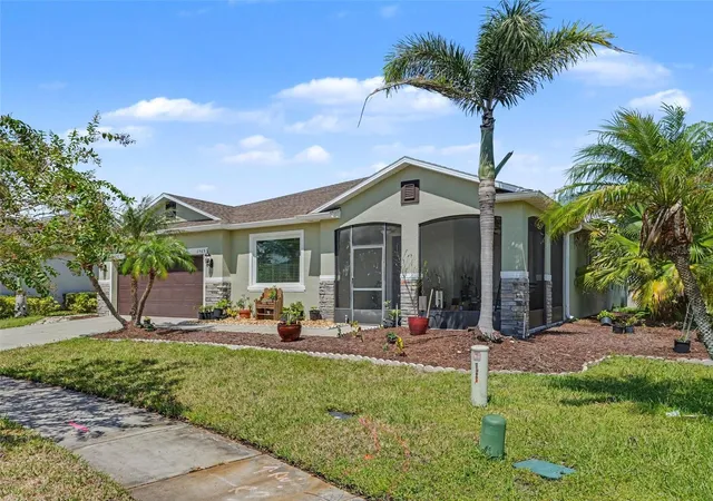 Photo 2 of Single family home for sale at 1565 Angler Ave, Kissimmee, FL 34746 | MLS# O6437838 | Listing updated on 2026-09-16