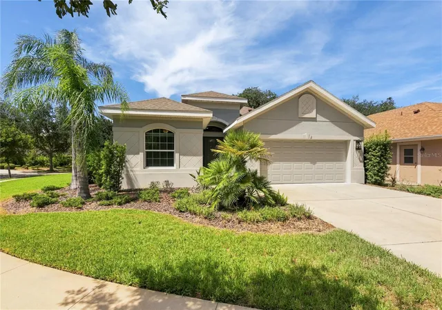 Photo 2 of Single family home for sale at 7 Oasis Cir, Palm Coast, FL 32137 | MLS# FC321116 | Listing updated on 2026-10-28