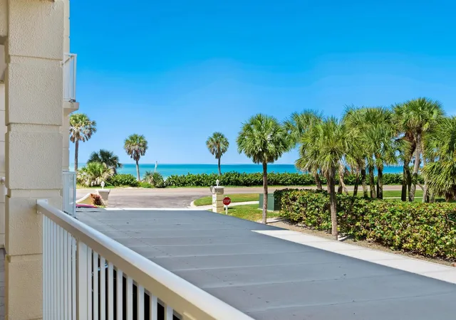 Listing Photo 4 - Condo for sale in building located at 3802 Gulf Of Mexico Dr, Longboat Key, FL 34228 - Unit #A203