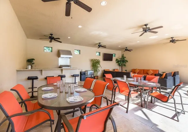 Photo 4 of Single family home for sale at 7909 Sea Pearl Cir, Kissimmee, FL 34747 | MLS# S5156719 | Listing updated on 2026-10-08