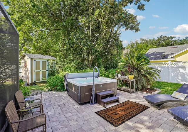 Photo 4 of Single family home for sale at 107 Shorewood Ct, Tavares, FL 32778 | MLS# OM731451 | Listing updated on 2026-09-18