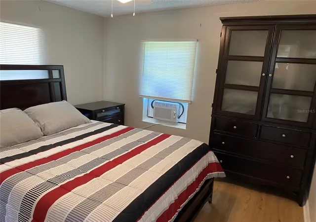 Photo 3 of Multi family home for sale at 16025 Wallace St, Umatilla, FL 32784 | MLS# V4951056 | Listing updated on 2026-09-08