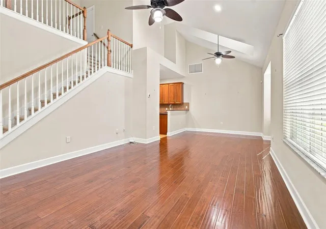 Photo 4 of Single family home for sale at 20113 Bending Crk Pl, Tampa, FL 33647 | MLS# TB8544499 | Listing updated on 2026-09-08