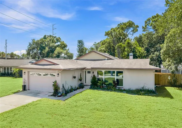 Photo 1 of Single family home for sale at 802 Embassy Rd, Largo, FL 33771 | MLS# A4704780 | Listing updated on 2026-10-06