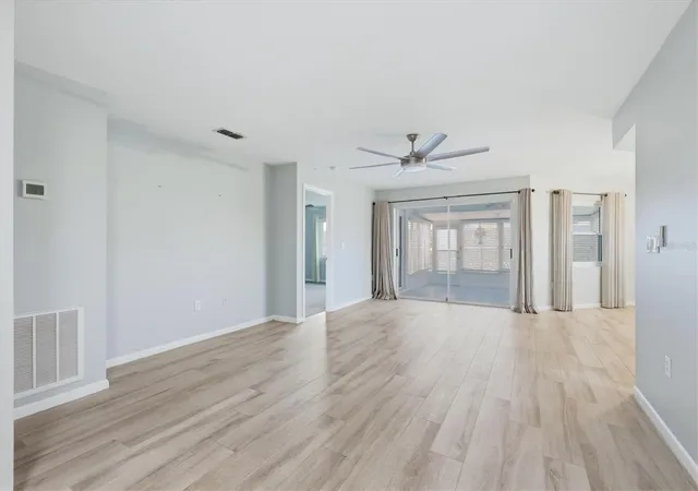 Photo 3 of House for sale at 3160 Night Heron Ln, Venice, FL 34293 | MLS# A4704798 | Listing updated on 2026-09-30