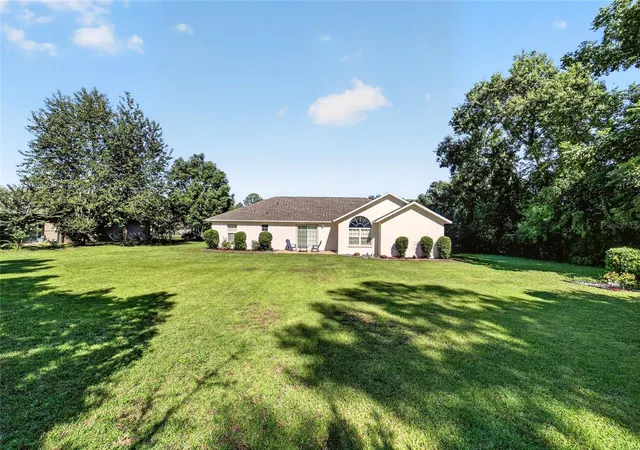 Photo 3 of Single family home for sale at 10819 SW 53rd Circle, Ocala, FL 34476 | MLS# OM731536 | Listing updated on 2026-09-21