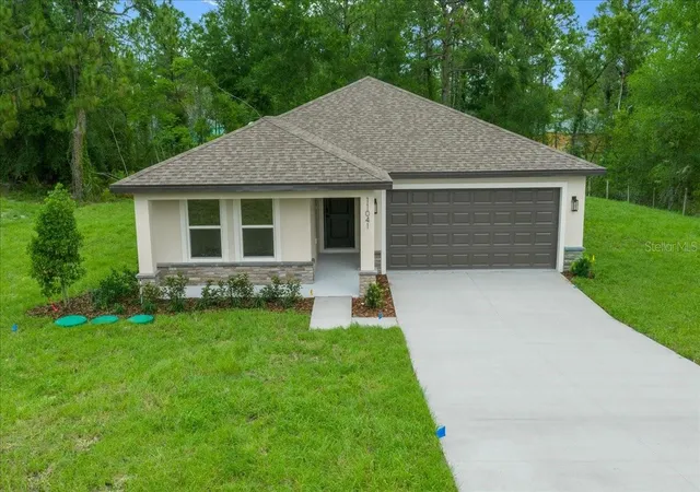 Photo 1 of Single family home for sale at 11041 Spoonbill Rd, Weeki Wachee, FL 34613 | MLS# O6438554 | Listing updated on 2026-09-16