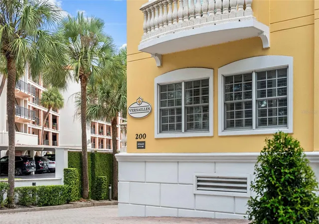 Photo 2 of Condo for sale at 200 S Interlachen Ave #350, Winter Park, FL 32789 | MLS# O6438596 | Listing updated on 2026-10-09