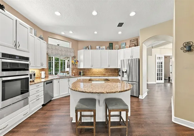 Photo 3 of Single family home for sale at 3921 Arlington Dr, Palm Harbor, FL 34685 | MLS# TB8544994 | Listing updated on 2026-10-05