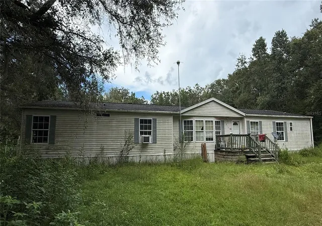 Photo 1 of Manufactured home for sale at 12171 Nw 168th Place, Reddick, FL 32686 | MLS# OM731605 | Listing updated on 2026-09-23