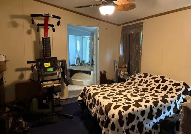 Photo 4 of Manufactured home for sale at 12171 NW 168th Place, Reddick, FL 32686 | MLS# OM731605 | Listing updated on 2026-09-23