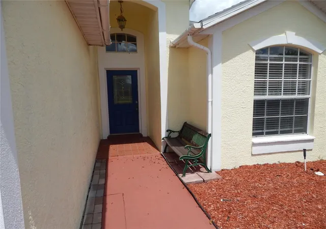 Photo 2 of Single family home for sale at 102 Canary Is Cir, Davenport, FL 33837 | MLS# O6438879 | Listing updated on 2026-09-17